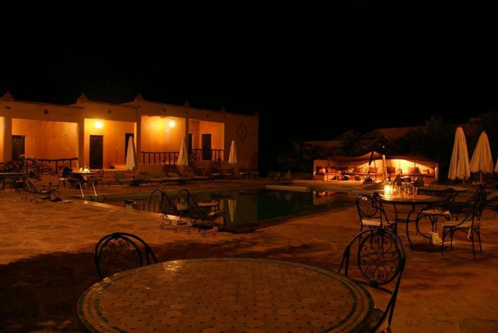 Click Excursions Tafraoute Taddart Exterior foto