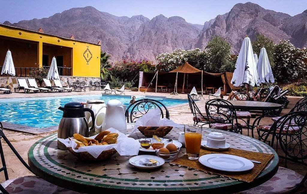 Click Excursions Tafraoute Taddart Exterior foto